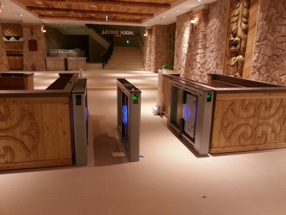 BSGATE-김해 워터파크.jpg