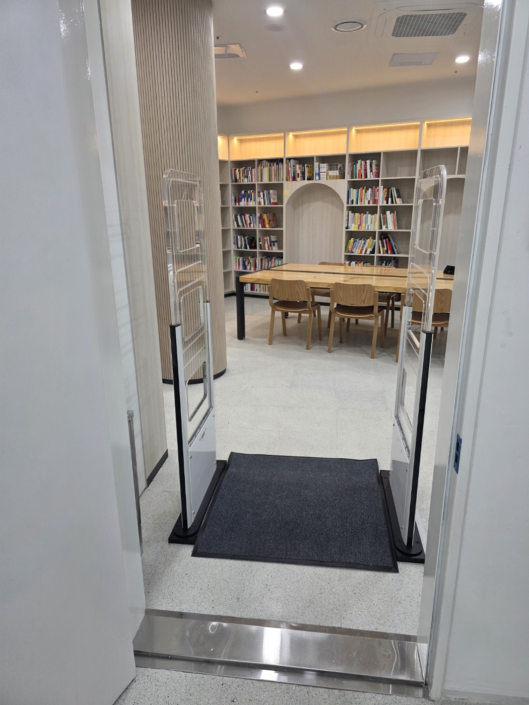 RFID book loss prevention device-1.jpg